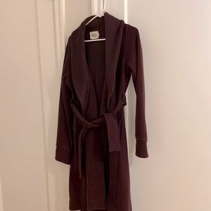 UGG Womens purple robe Sz small